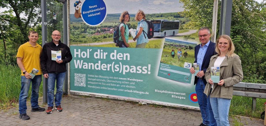 Кампанія "Wander(s)pass" широко представлена на автобусних зупинках. Кампанія "Wander(s)pass" широко представлена на автобусних зупинках.