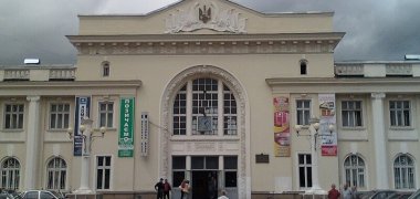 Будівля залізничного вокзалу у Стрию