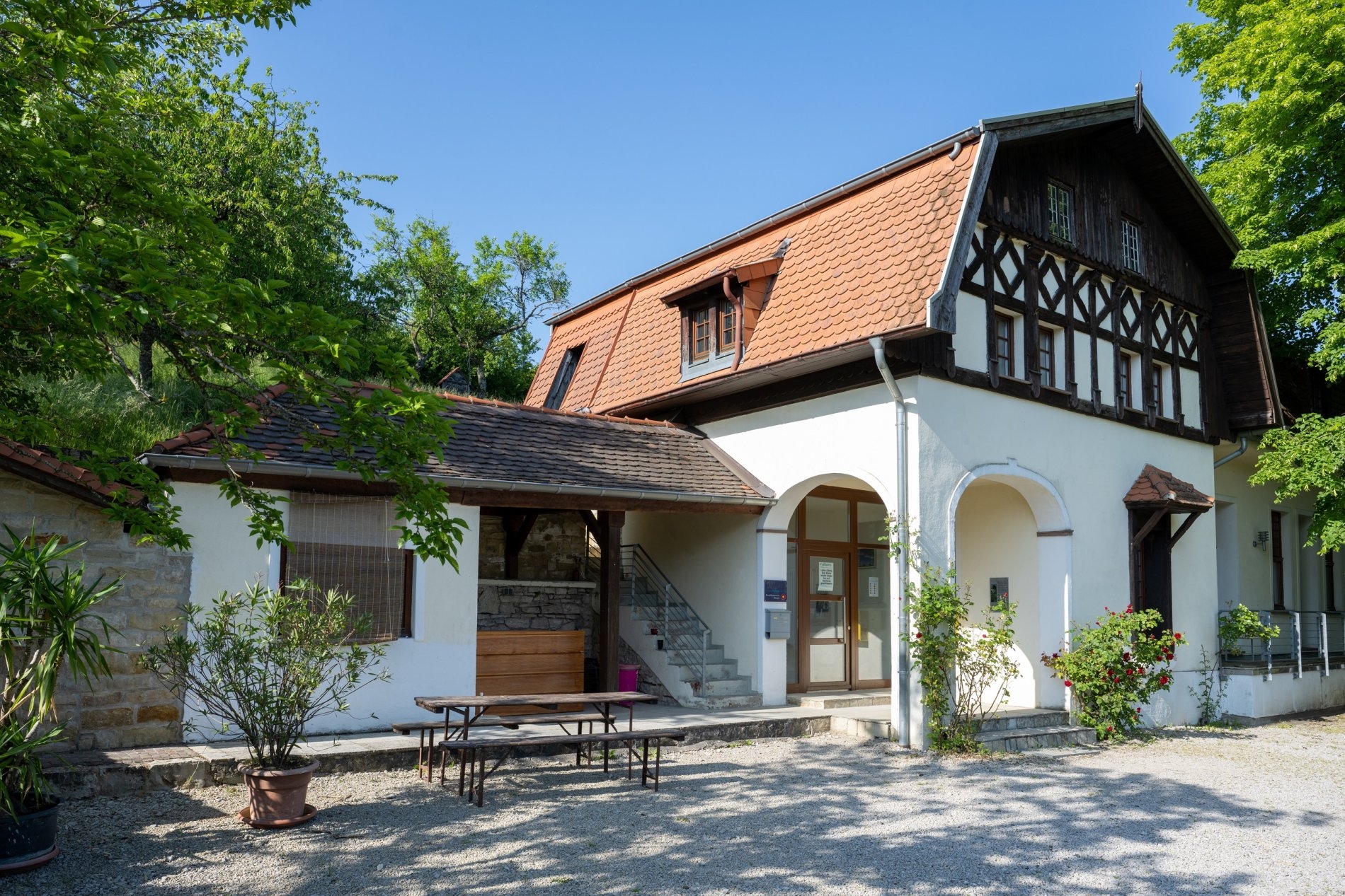 Haus Lochfeld Bild v. Haus Lochfeld